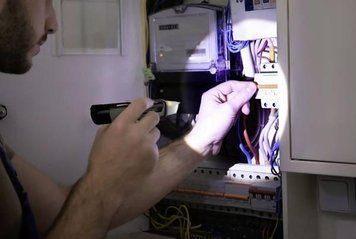 Безконтактний детектор напруги VOLTCRAFT MS-500 AC 90 ...1000 V c LED ліхтариком Німеччина mdr5078 фото